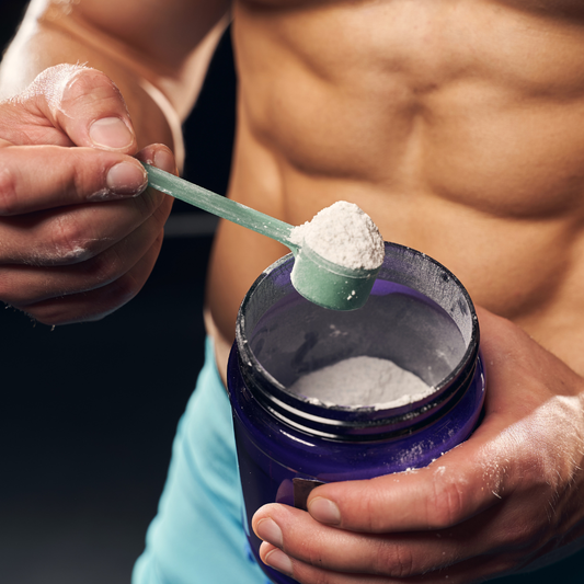 健身新手入門指南：蛋白粉點揀好？乳清蛋白 (Whey) 係咪一定要大隻佬先飲得？